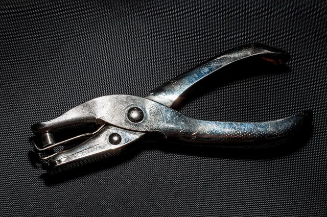 punching pliers, metal, tool, punch, iron, punching pliers, punching pliers, punching pliers, punching pliers, punching pliers, iron, iron. Loyalty app or punch card? A guide for UK shops